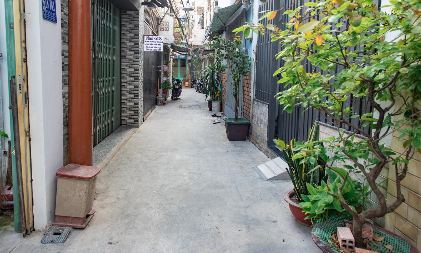 Chính chủ bán gấp nhà hẻm P.11 Quận 3